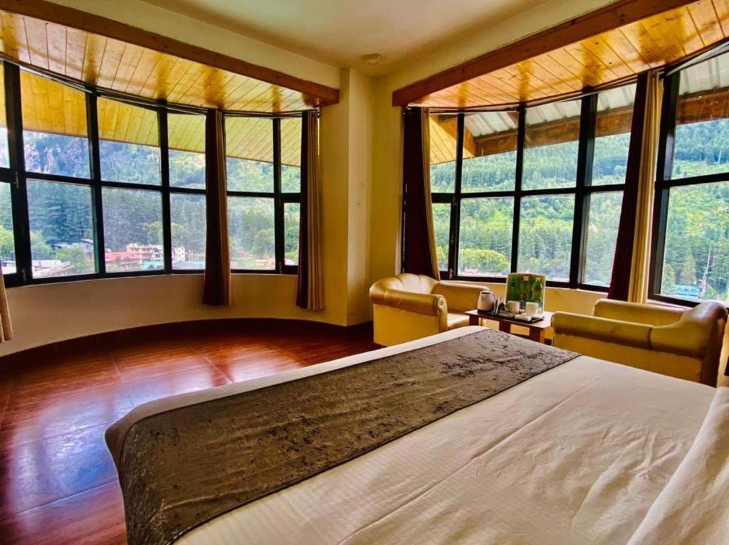 Hotel In Manali With Mountain View Near Mall Road 外观 照片